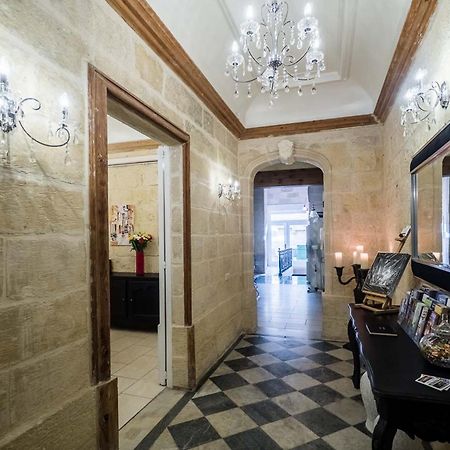 Julesy'S Bnb Hotel Cospicua Luaran gambar